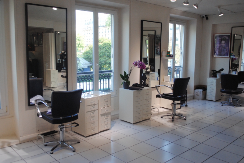 coiffure-LE LUC-min_floor-home-office-property-living-room-room-781228-pxhere.com